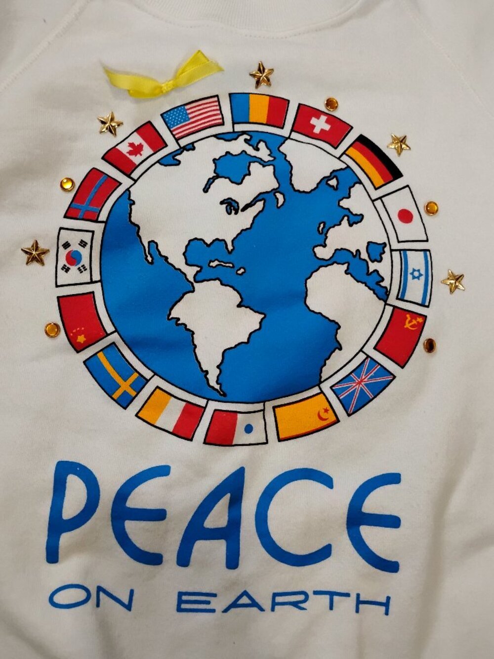 Vintage Peace On Earth World Flags Crewneck Sweatshirt